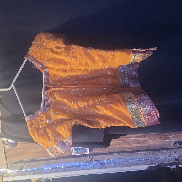 Handsewn shirt - Picture 2 of 4